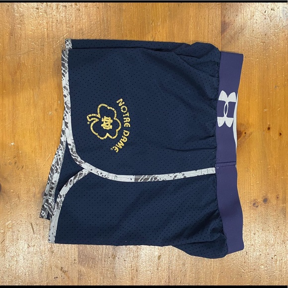 Under Armour Notre Dame women’s running shorts - Picture 2 of 6